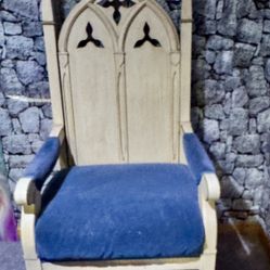 Vintage Throne/Chair