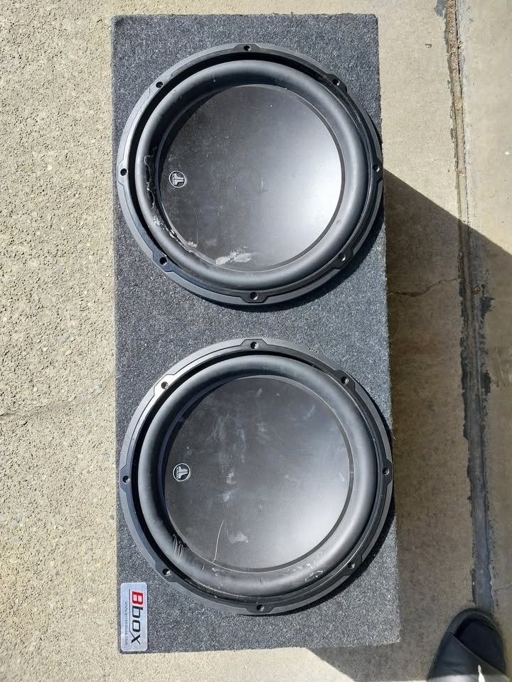 JL Audio 12 Inch Car Subwoofer