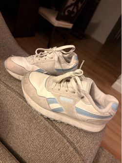 Little girl, Reebok