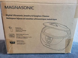 Magnasonic Digital Jewelery & Eyeglasses cleaner