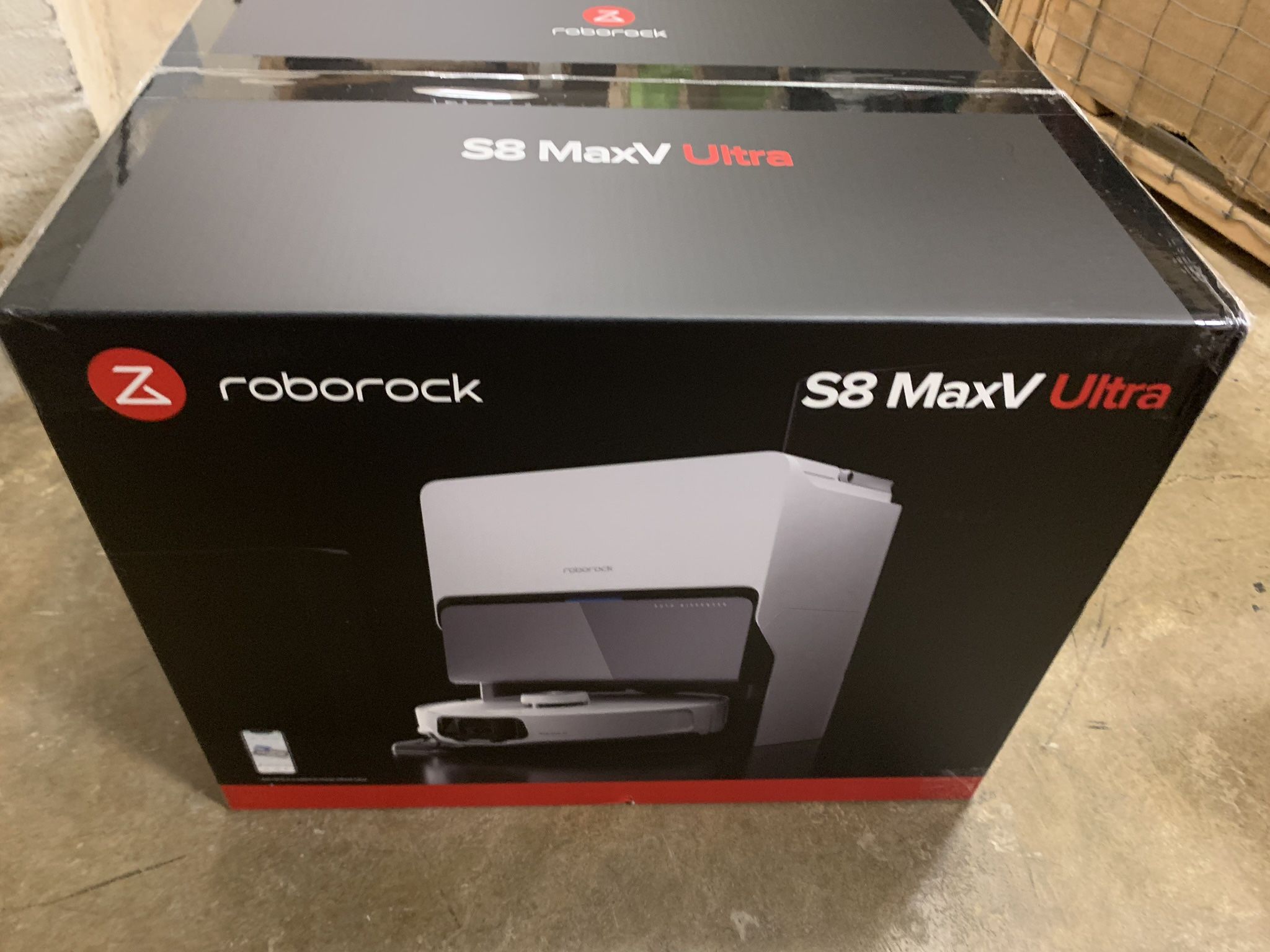 roborock S8 MaxV Ultra Robot Vacuum & Sonic Mop