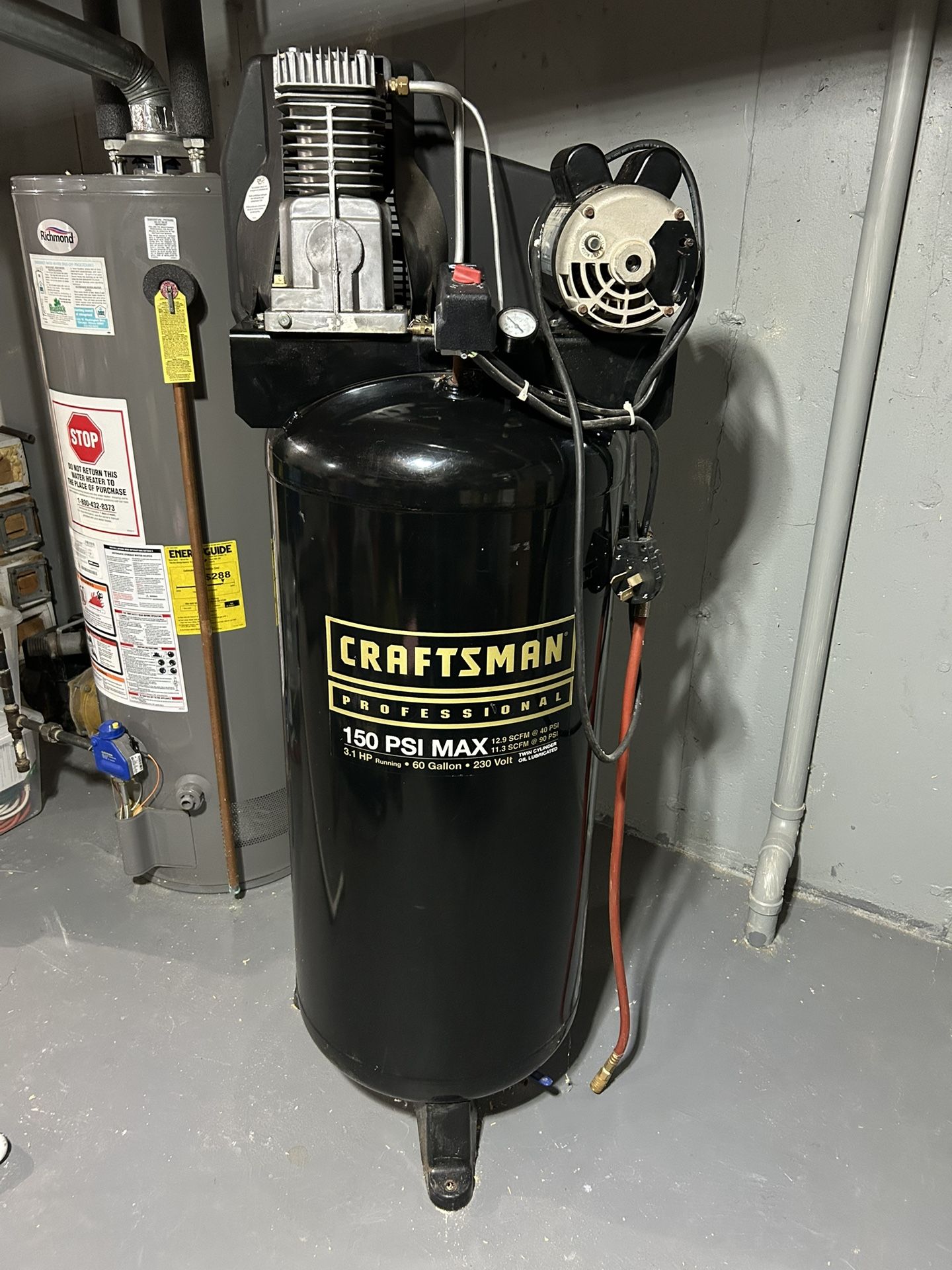 CRAFTSMAN 60 GALLON AIR COMPRESSOR 