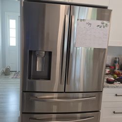 Samsung Counter Depth Four-door Refrigerator For Repair Or Parts