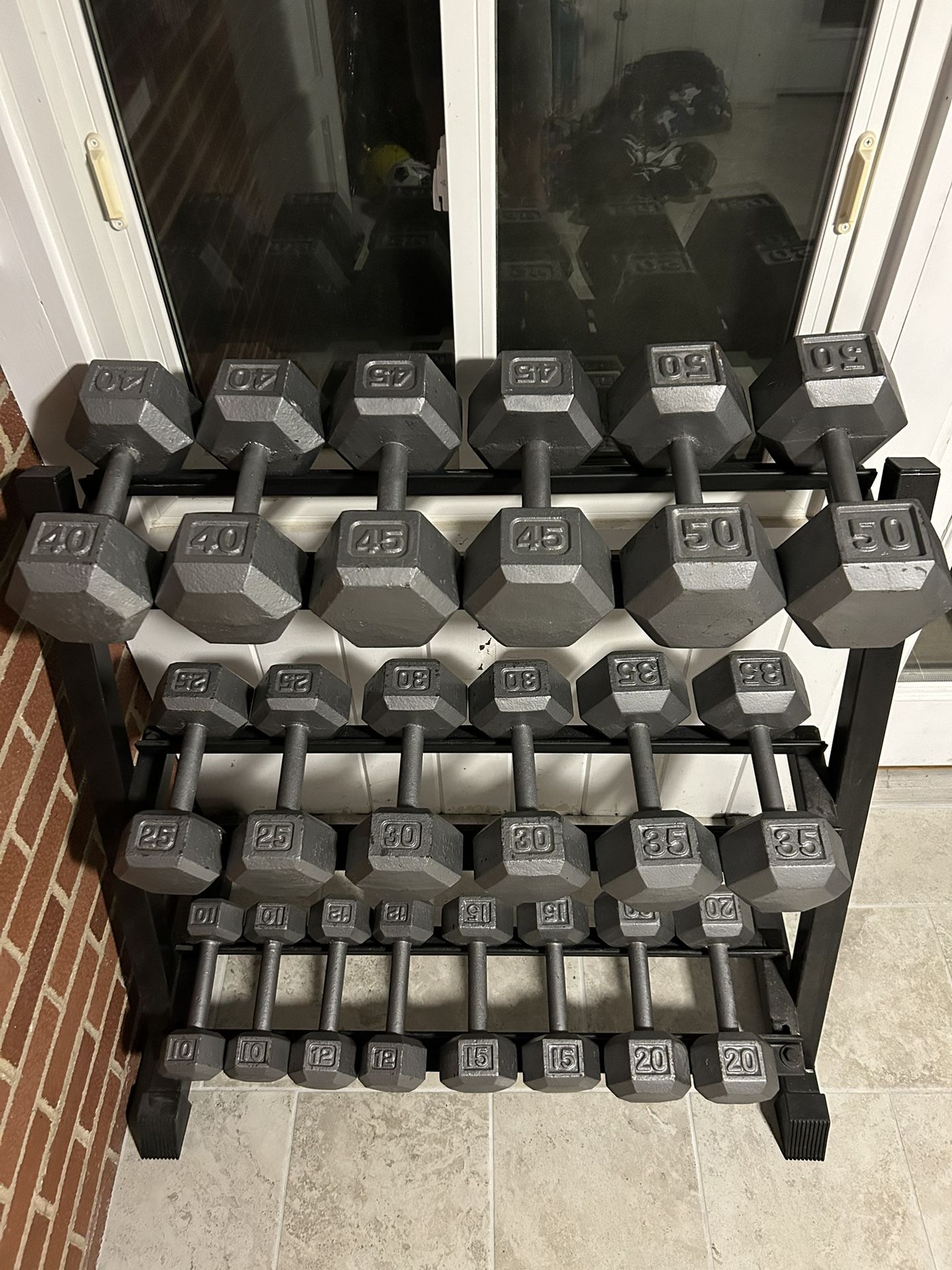 Complete Cast Hex Dumbbell Set With Stand