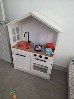 Pottery Barn Kids Kitchen set