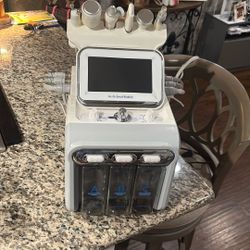 Hydrofacial Machine 