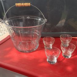 Vintage ice basket with wooden handle 