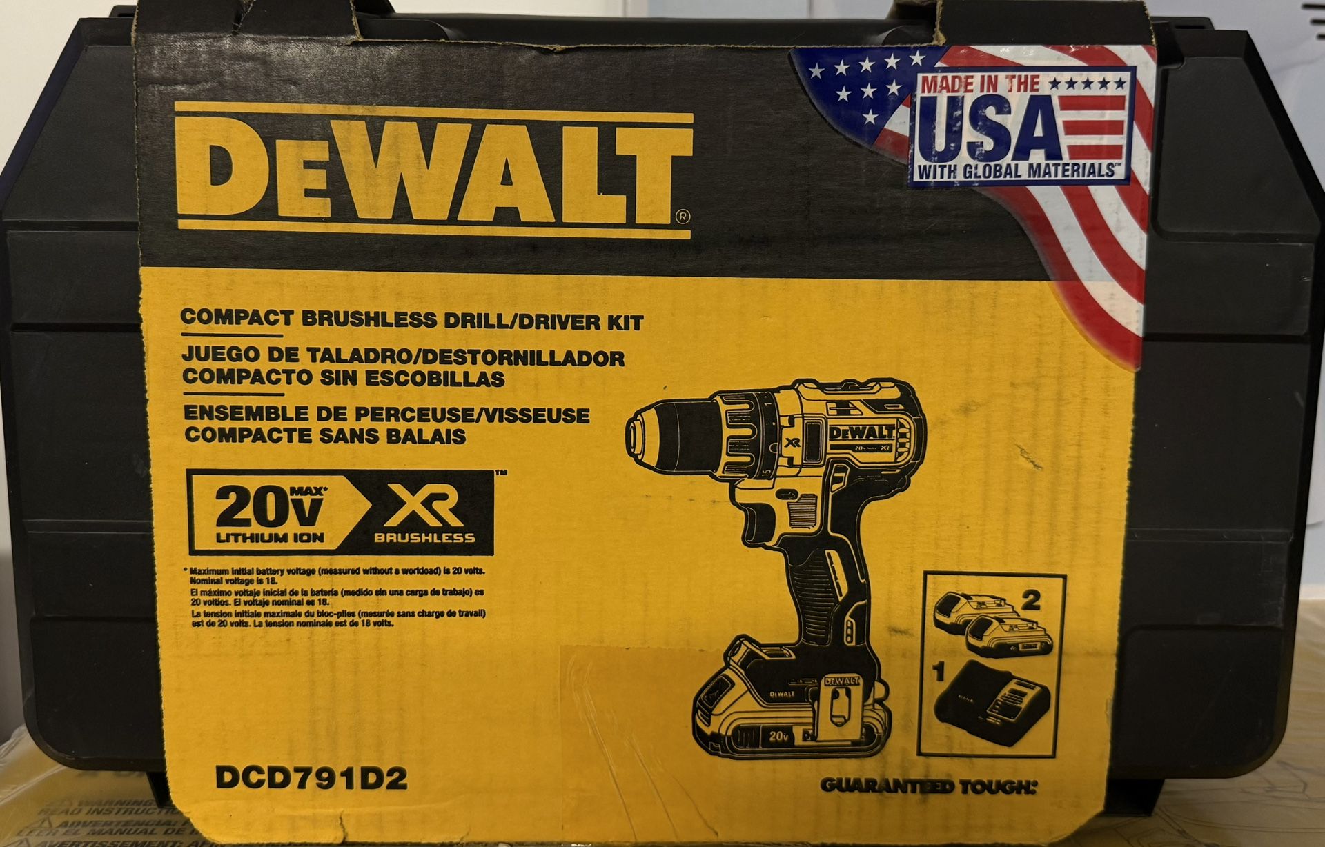 DeWalt COMPACT BRUSHLESS DRILL/DRIVER KIT DCD791D2