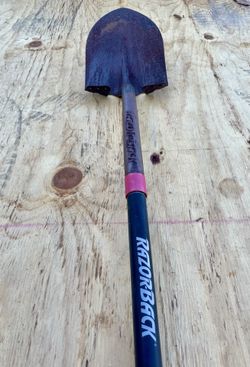 Razor-Back shovel