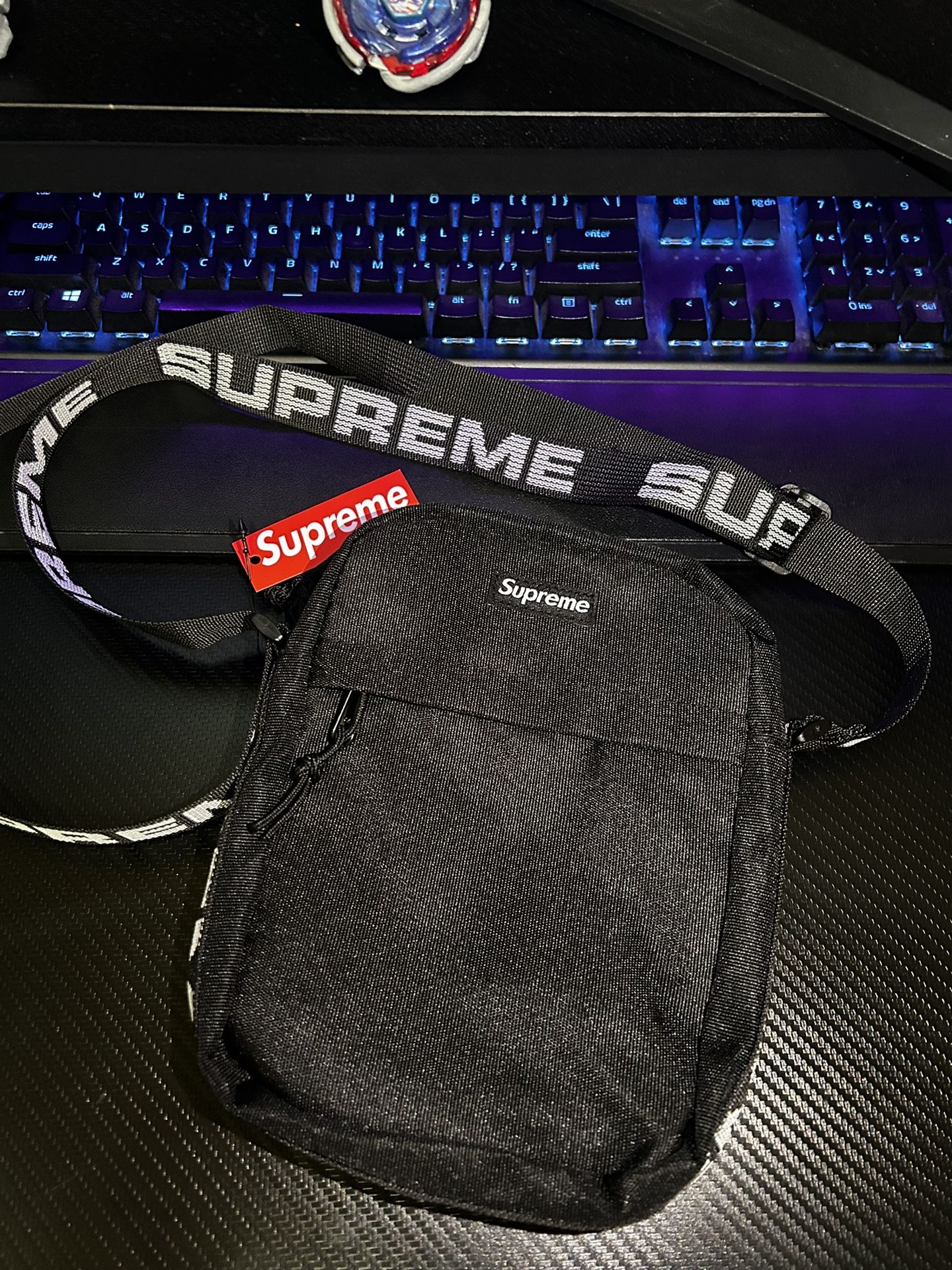 Supreme Shoulder Bag Black