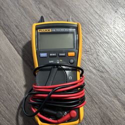 Fluke 115 Digital Multimeter