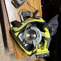 5-1/2in 18 Volt Circular Saw