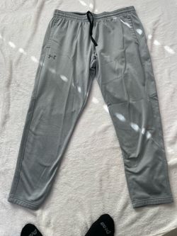 Men’s extra large under Armour sweatpants