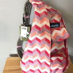 Kavu Rope Sling Sport/Travel Canvas Bag/Backpack Sunset Chevron NWT