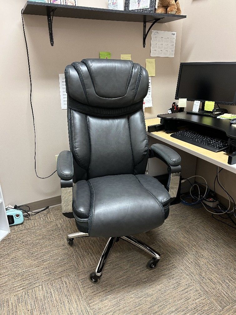 Executive Office Chair