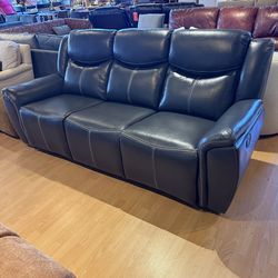 Brand New Double Recliner Sofa With Fold Down Center