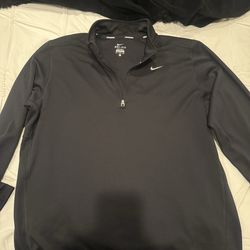 Nike extra large zipper sweater