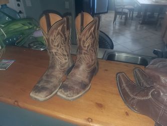 Justin And Red Diamond Boots Good Condition