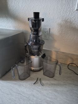 Kitchen in the box Juicer ! GIVE ME REASONABLE OFFER  !
