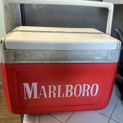 Vintage Coleman Marlboro Cooler