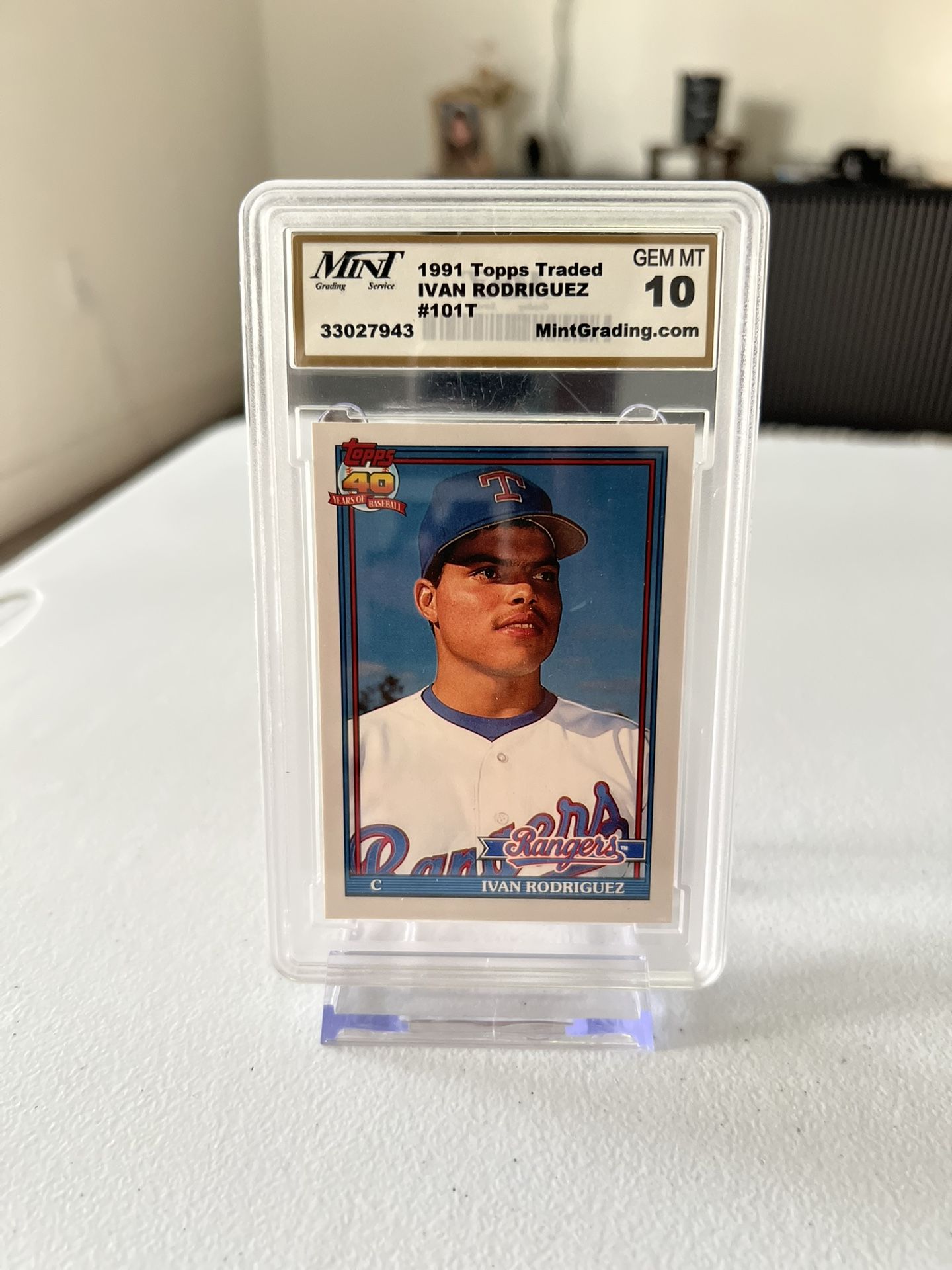 Baseball Card: 1991 Topps Traded Ivan Rodriguez #101T