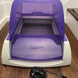 Petsafe ScoopFree Automatic Ultra Self-Cleaning Litter Box