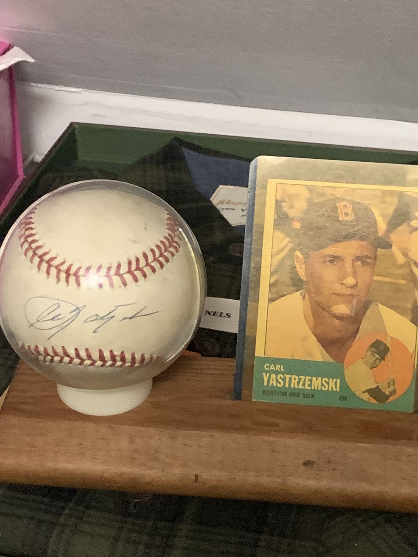 Yaz Autograph Ball. And 63’ Topps # 115