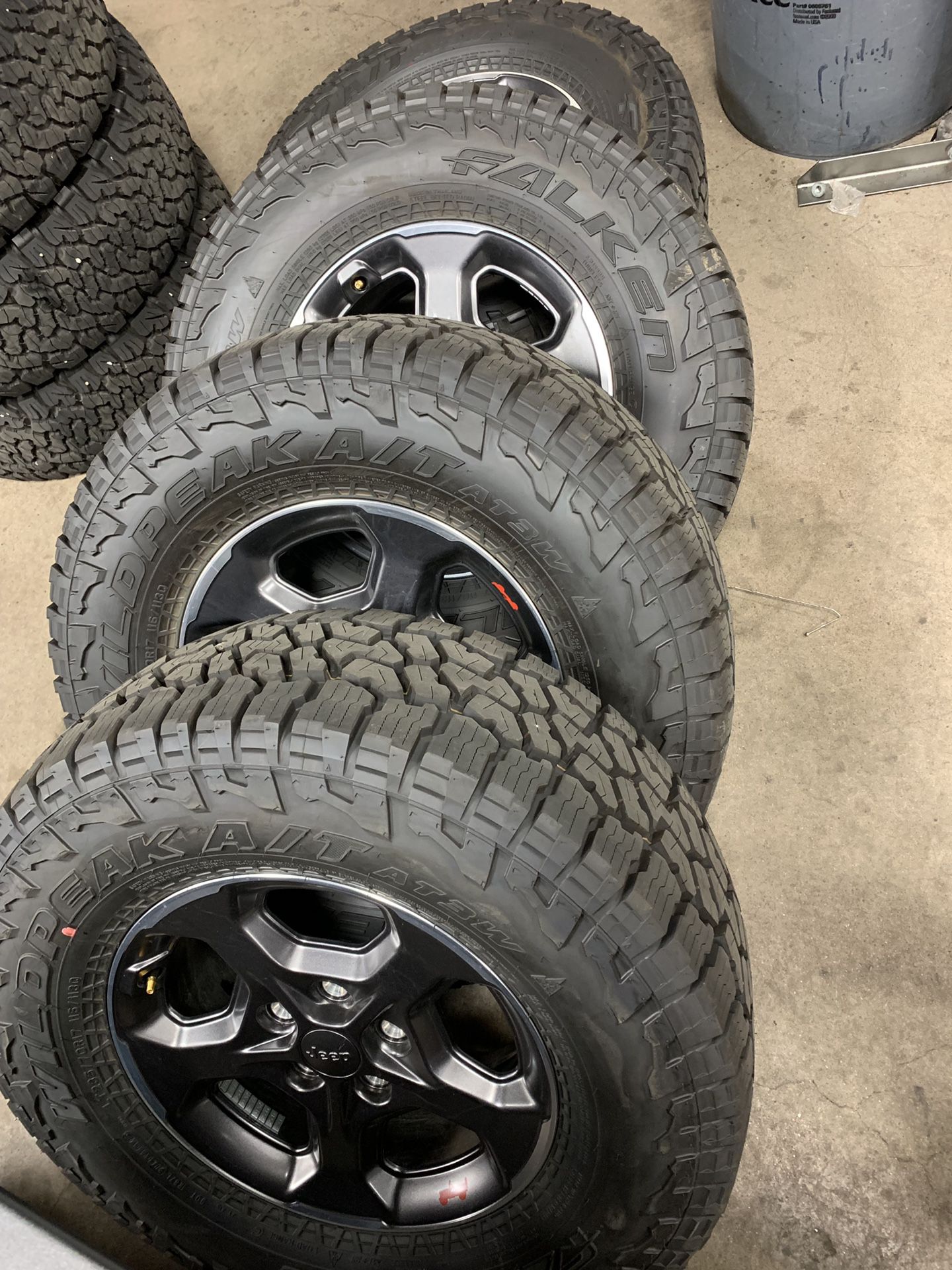 Jeep Gladiator Rubicon Tires and Rims
