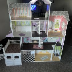 Big Play/Dream House