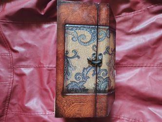 Wooden Chest/Keepsake Box