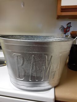 Galvanized large ice tub