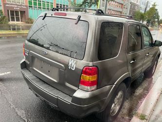 2005 Ford Escape