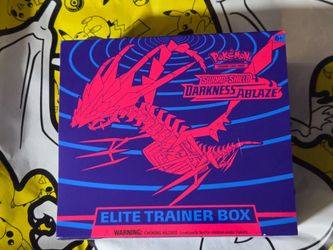 Pokemon TCG Sword and Shield Darkness Ablaze Elite Trainer Box