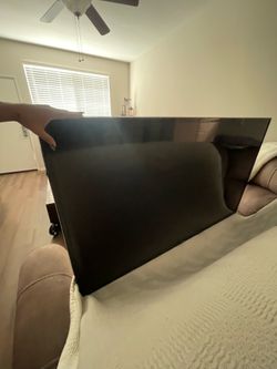 TV 55inch Includes Amazon remote