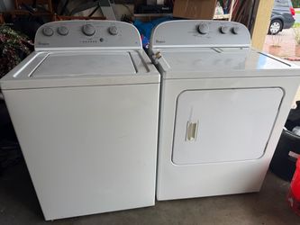 Whirlpool Washer and Dryer Set