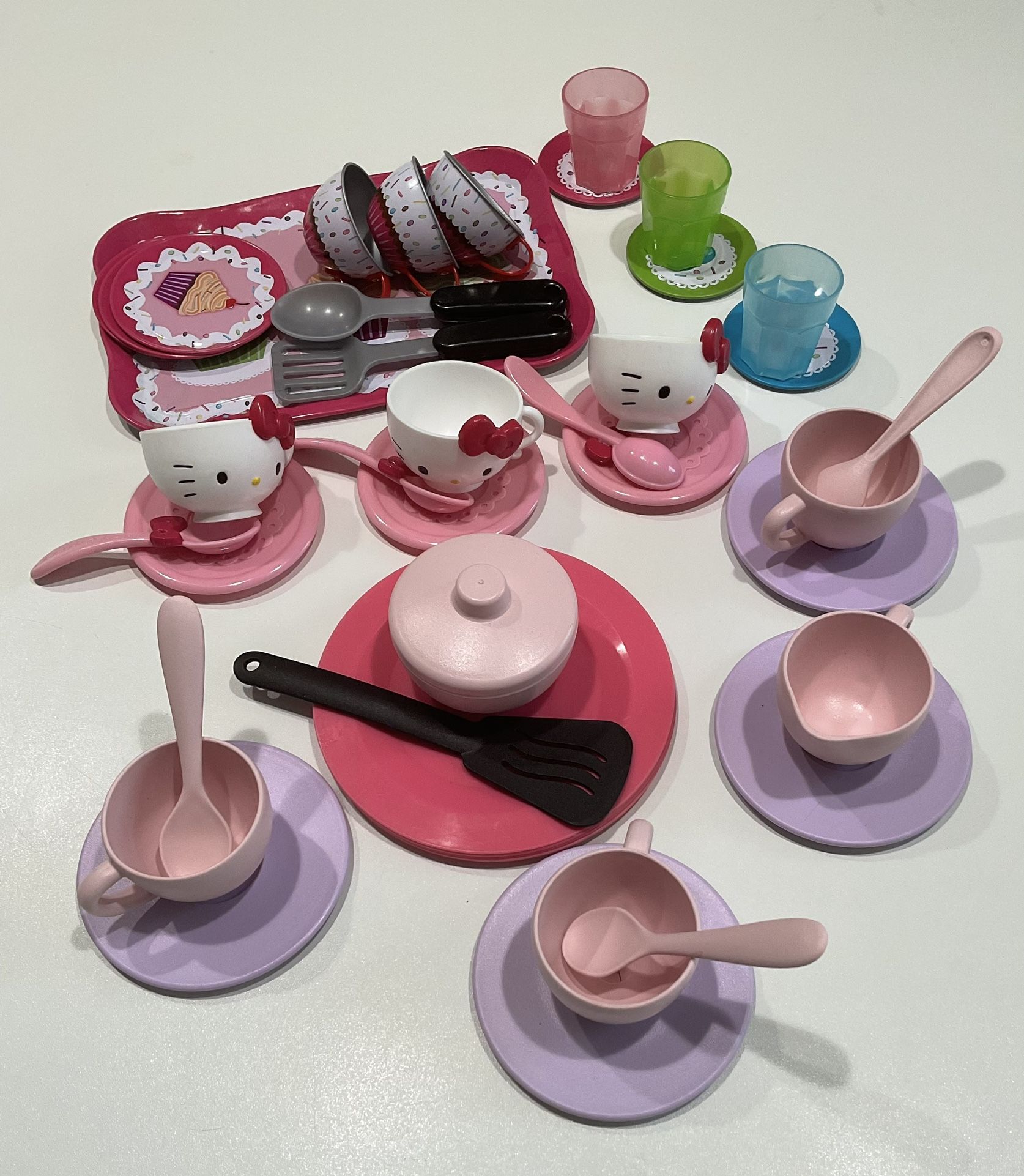 Toddler Dinner Wear Play Set of 41 Items, Medium Size