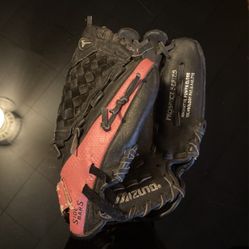 Mizuno Baseball Glove 11”