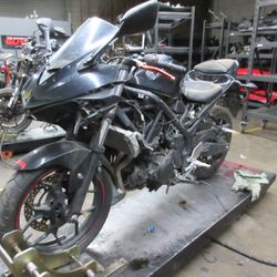 PARTED OUT - 2015 15-20 Yamaha YZFR3 R3 - Motorcycle parts - 006141