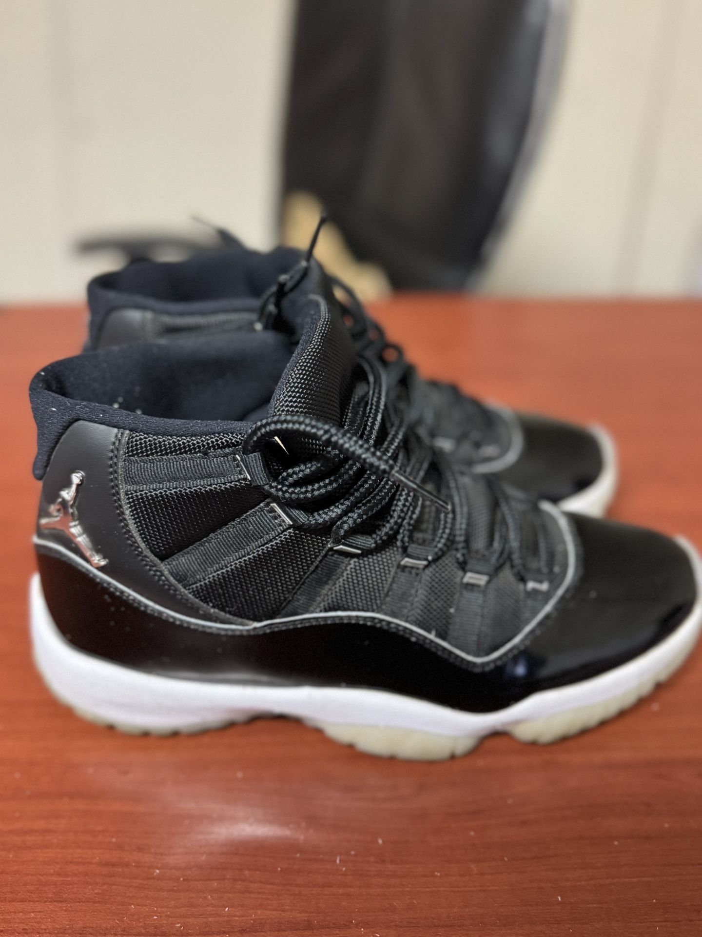 Jordan 11 Size 9 