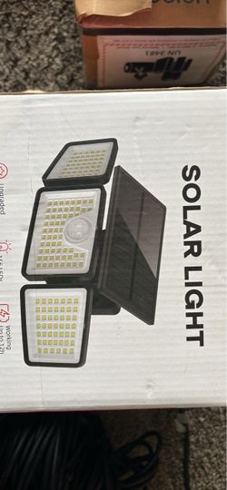 Solar motion light