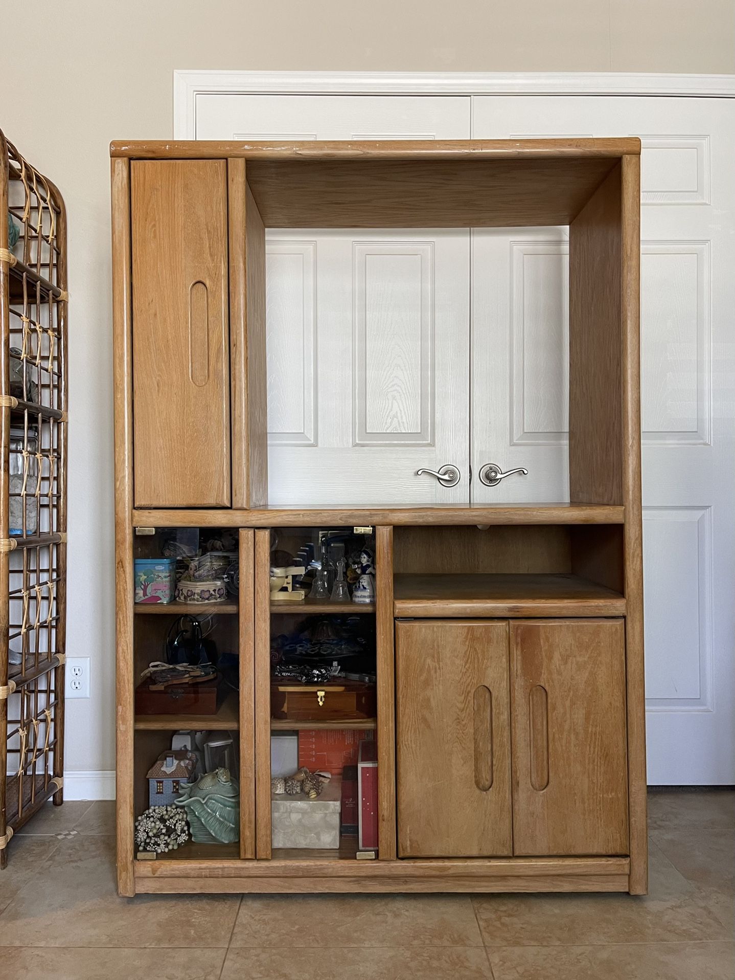 Solid Oak Entertainment Center Solid Wood Cabinets, Shelves, Storage