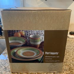 Pier 1 Imports Dinnerware Set 