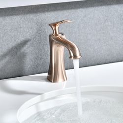 Single Hole Bathroom Sink Faucet Brass,B3581RG
