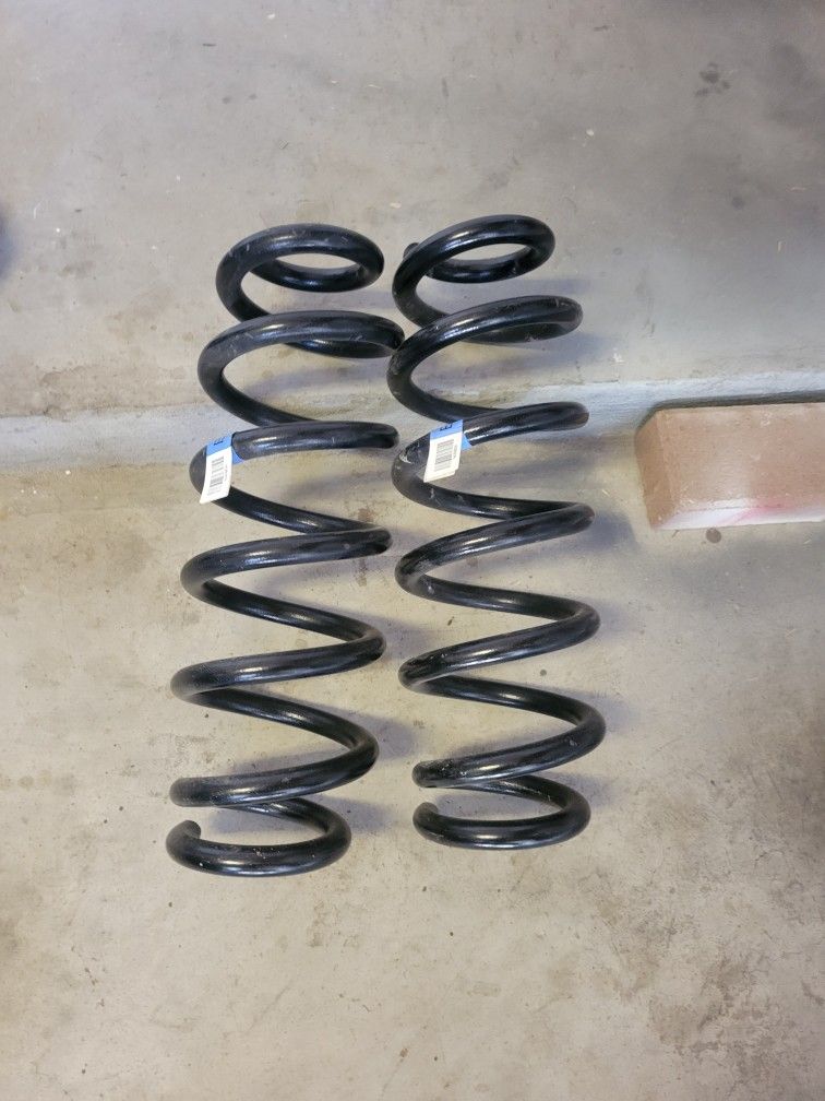 Ford Raptor R Springs Ford Raptor F150 Factory Springs for Sale in El Paso, TX - OfferUp