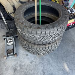 35X12.5R22 Nitto