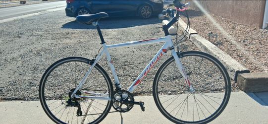 🚴 Schwinn Volare 1300 Road Bike – Lightweight, Fast & Ready to Ride