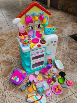 Pepa pig toy kitchen