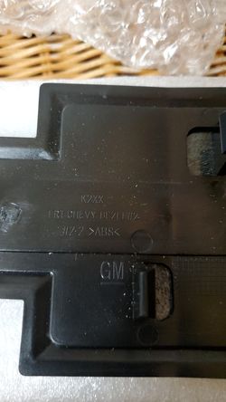 Chevy silverado emblem oem
