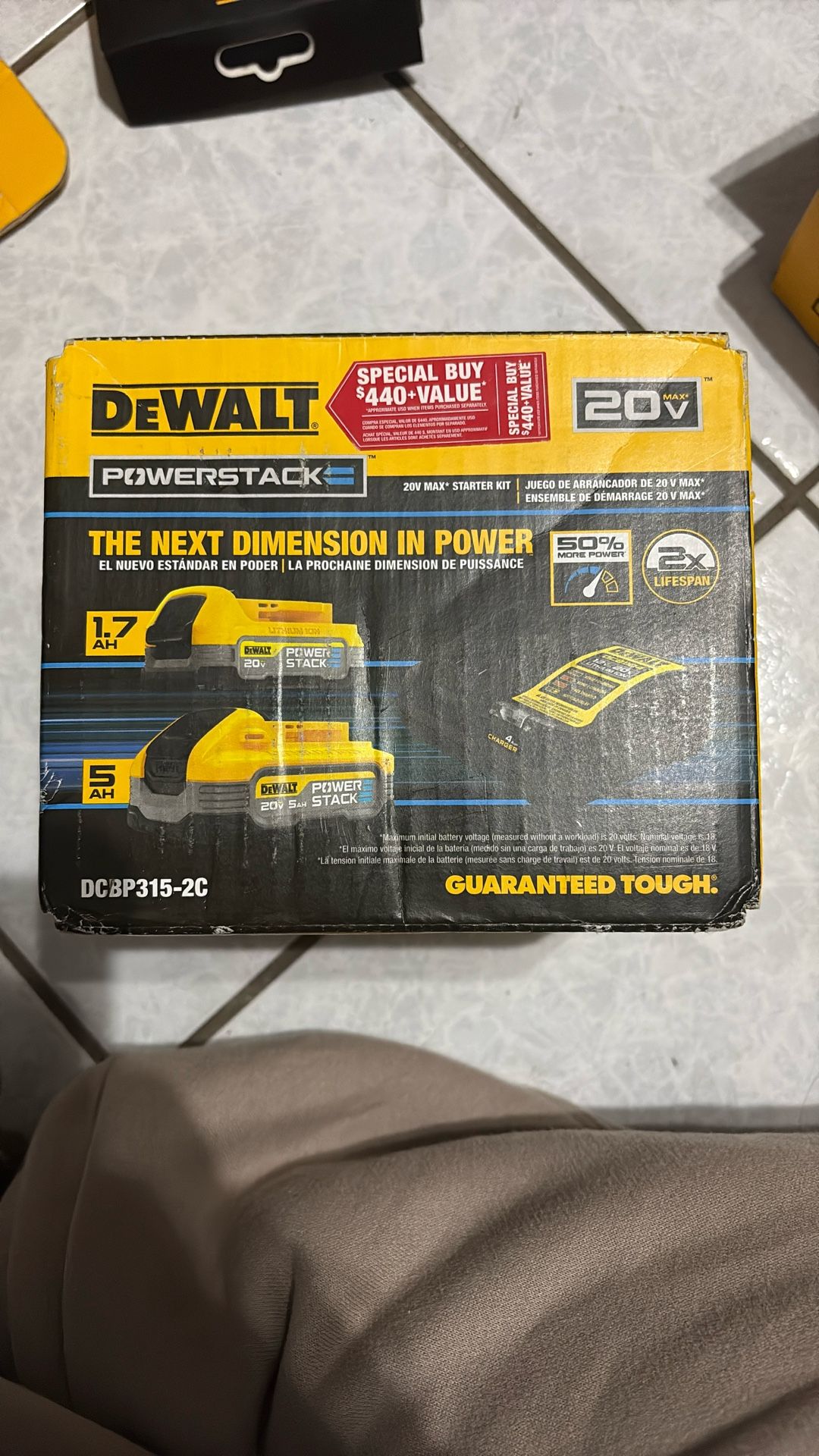 Dewalt power stack, 1.7 AH and 5AH battery with 4 amp charger