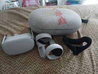 Meta Quest Vr With Case And Remote